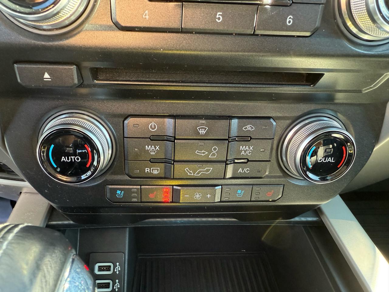 2018 Ford F-150 Lariat 4WD SuperCrew 5.5' Box Photo51