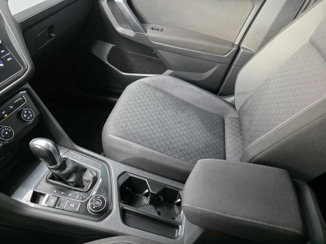 1761403619542