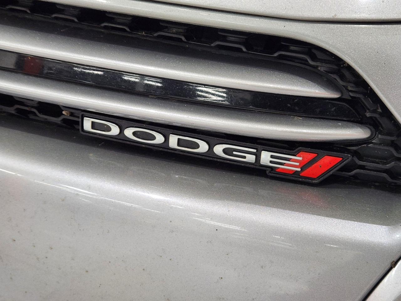 2014 Dodge Dart SE Photo2