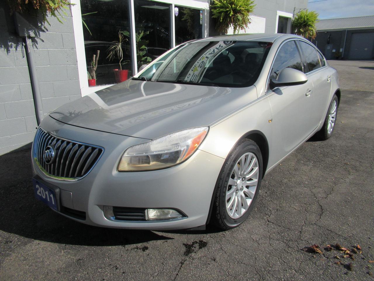 Used 2011 Buick Regal CXL w/1SA for sale in Brantford, ON
