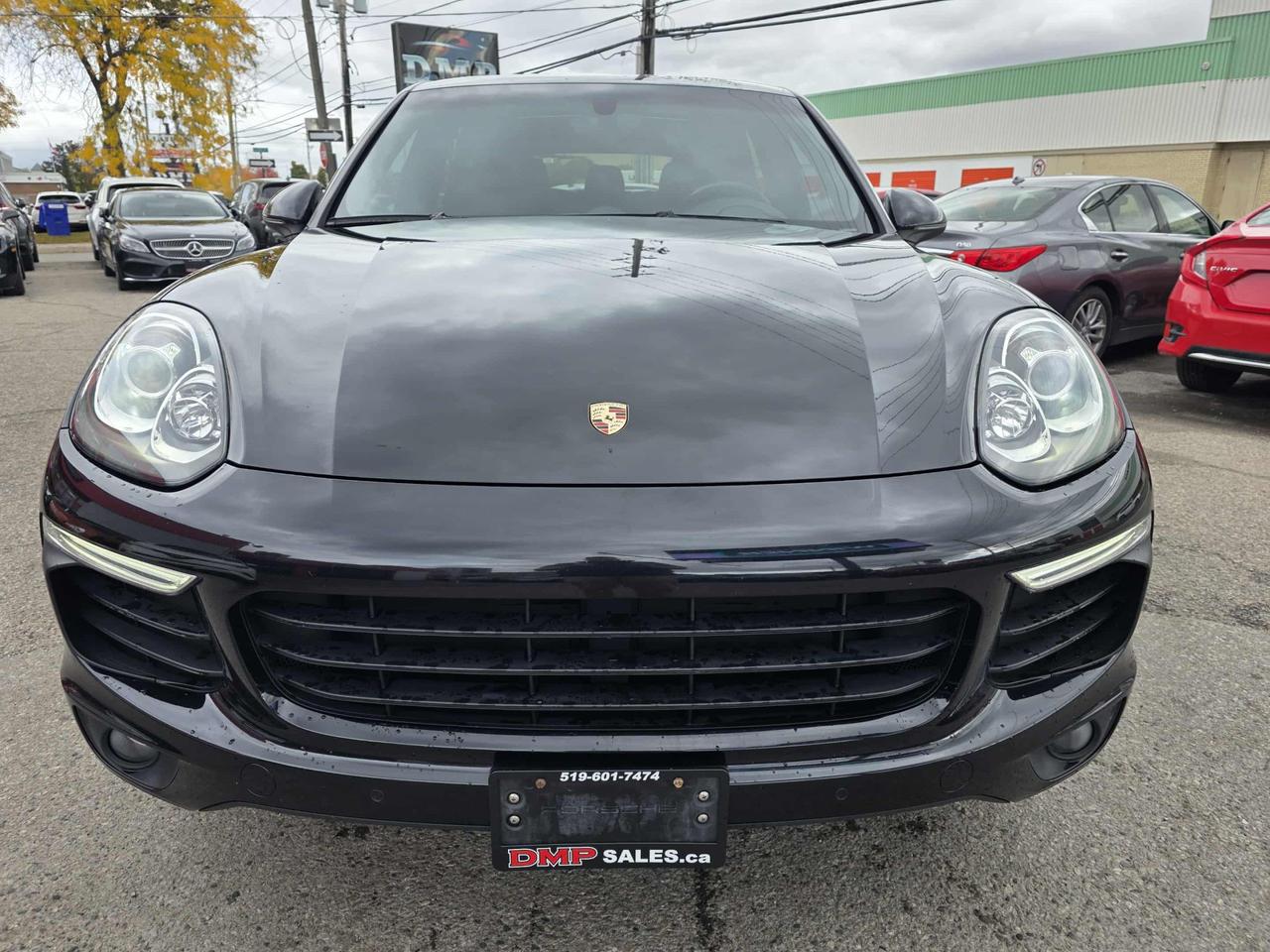 2017 Porsche Cayenne Platinum Edition AWD Photo
