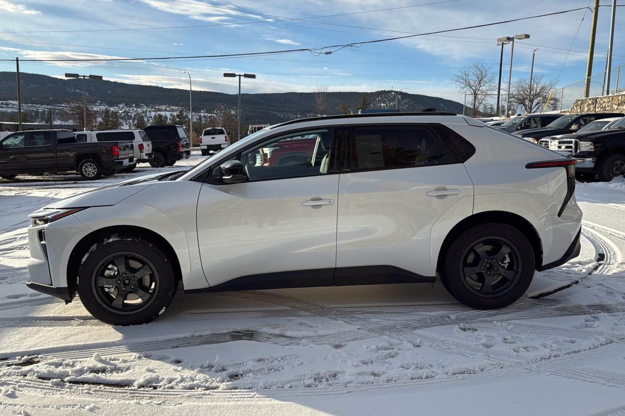 2026 Toyota bZ XLE AWD Photo3