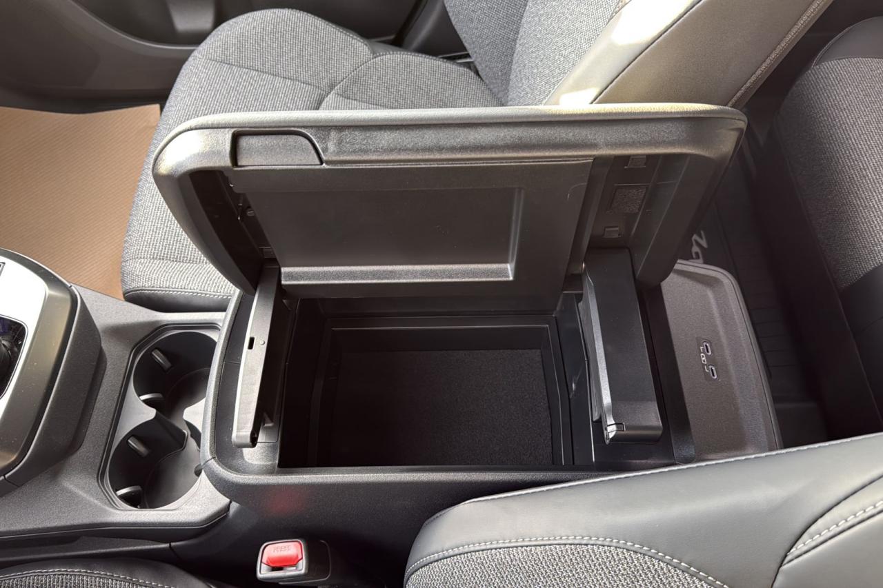 2026 Toyota bZ XLE AWD Photo