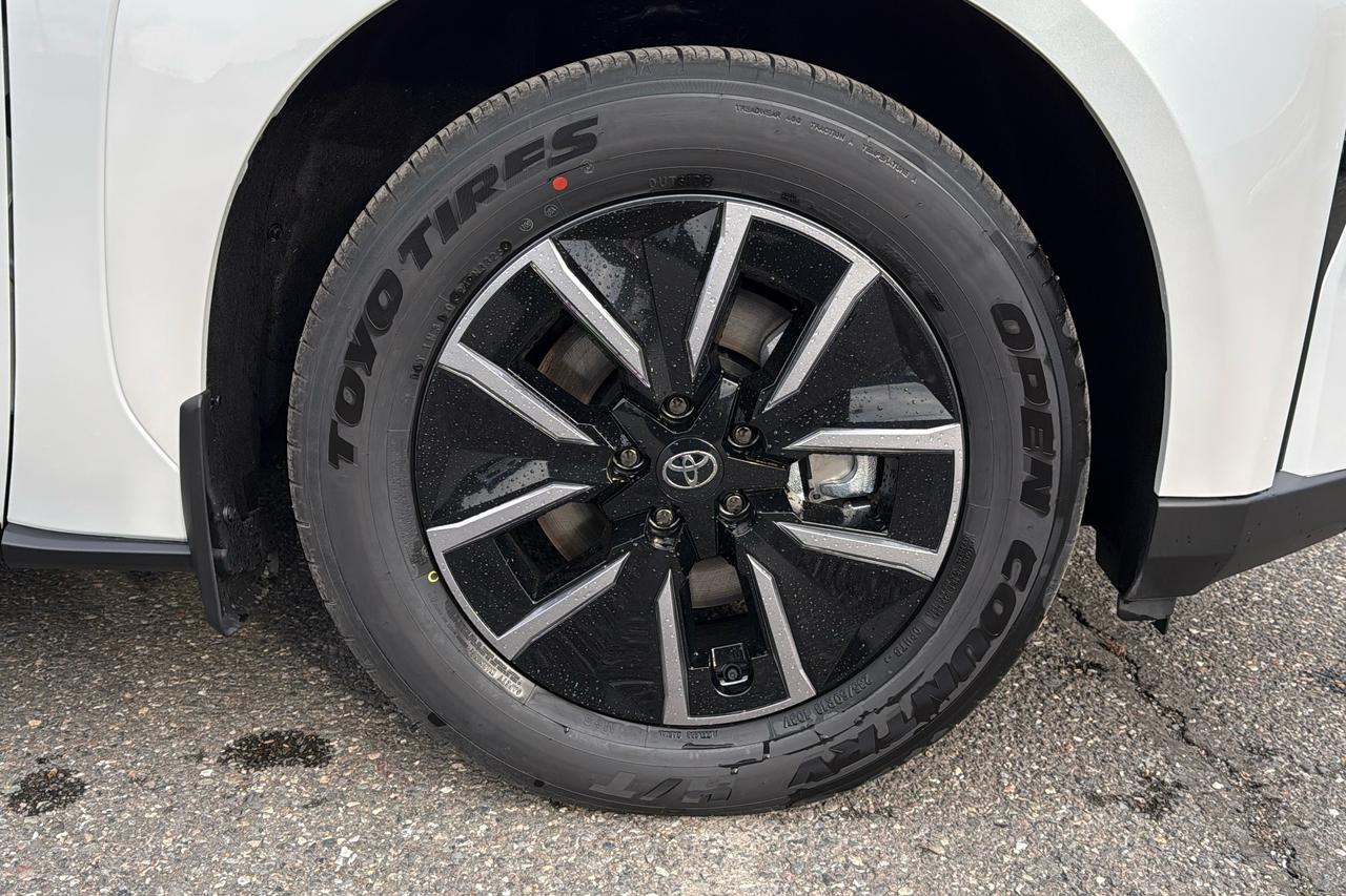 2026 Toyota bZ XLE AWD Photo