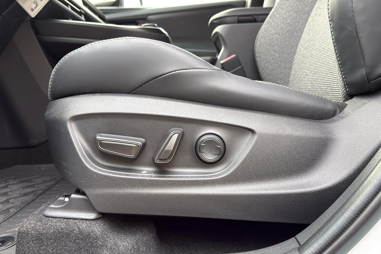 2026 Toyota bZ XLE AWD Photo