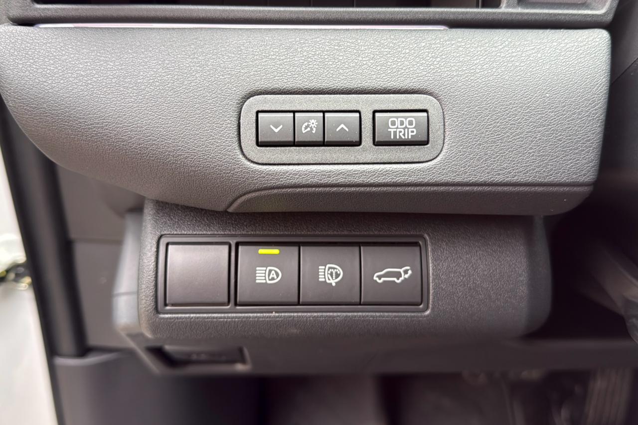 2026 Toyota bZ XLE AWD Photo