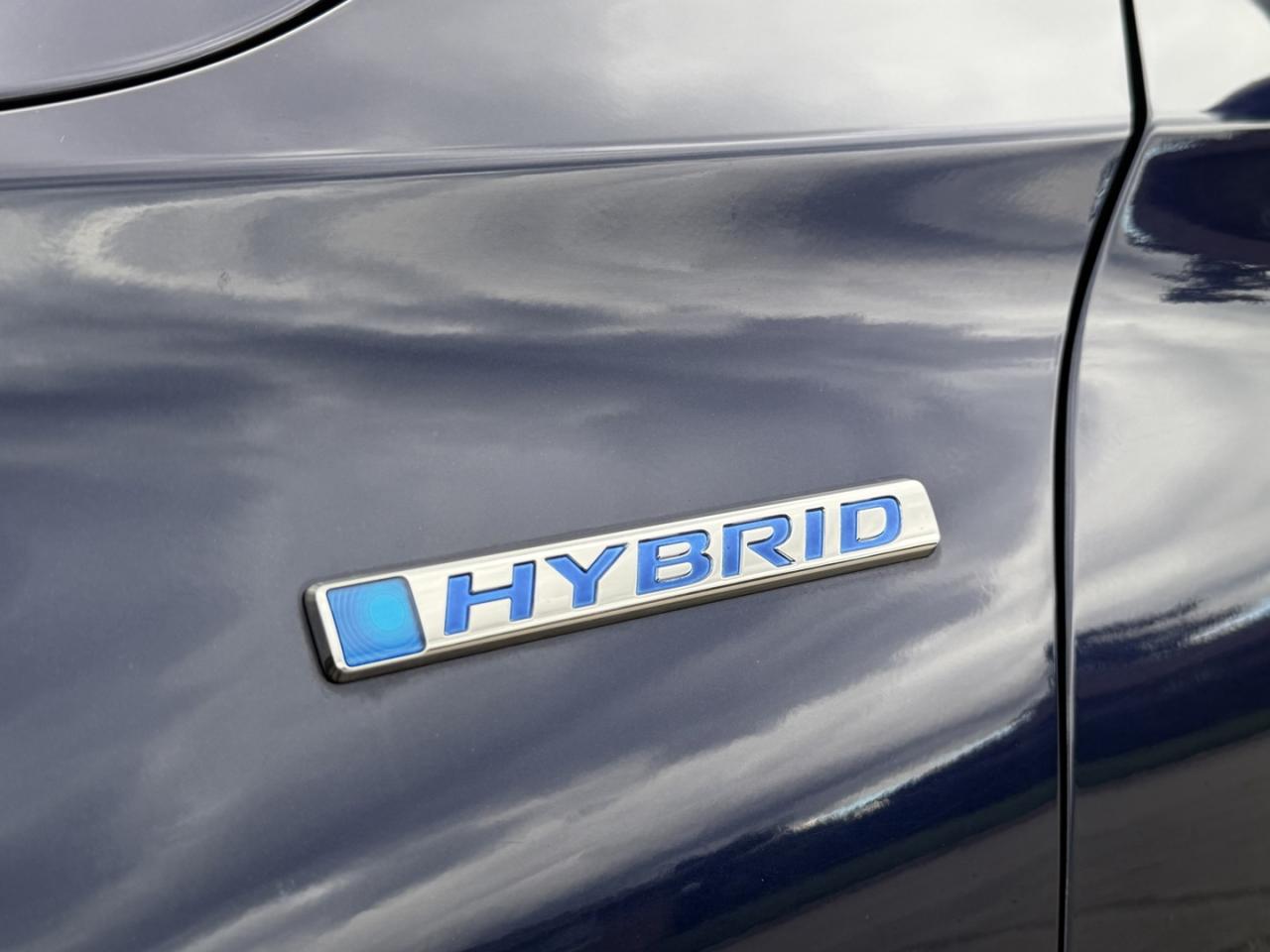 2018 Honda Accord Hybrid Touring - Photo #8