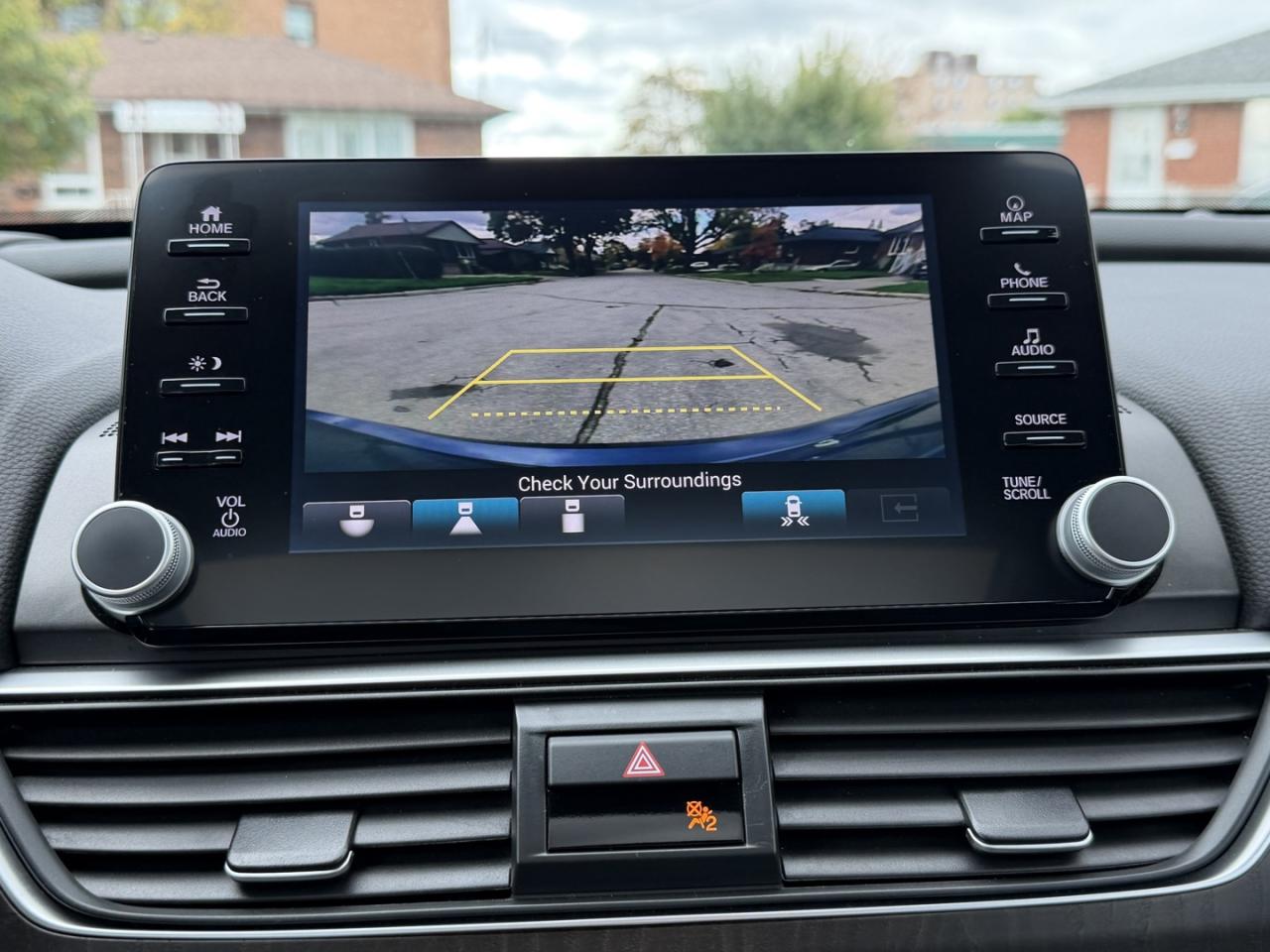 2018 Honda Accord Hybrid Touring - Photo #20