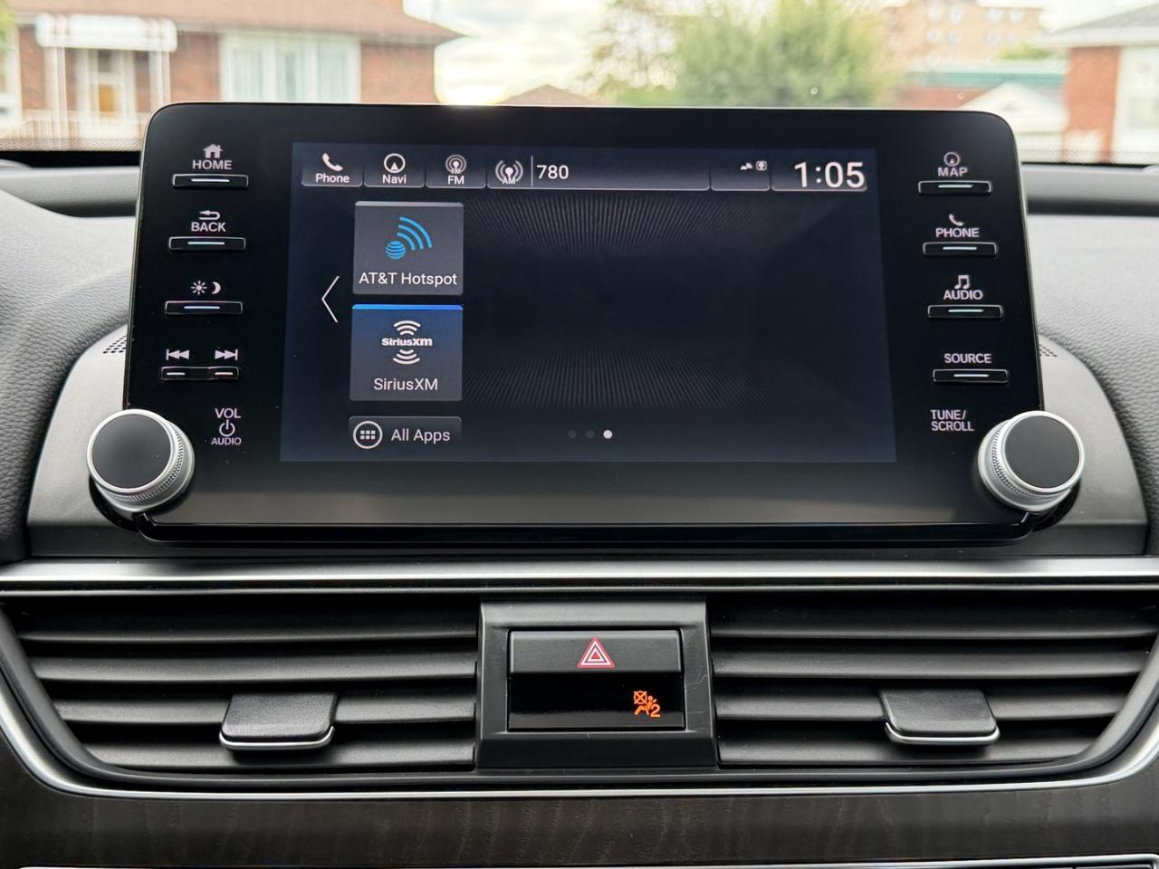 2018 Honda Accord Hybrid Touring - Photo #23