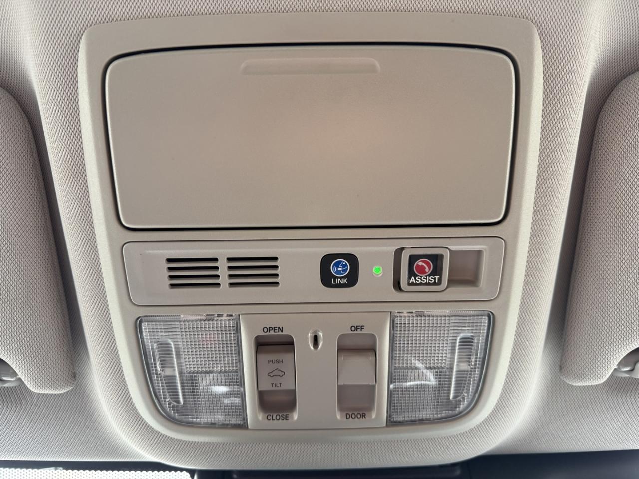 2018 Honda Accord Hybrid Touring - Photo #29