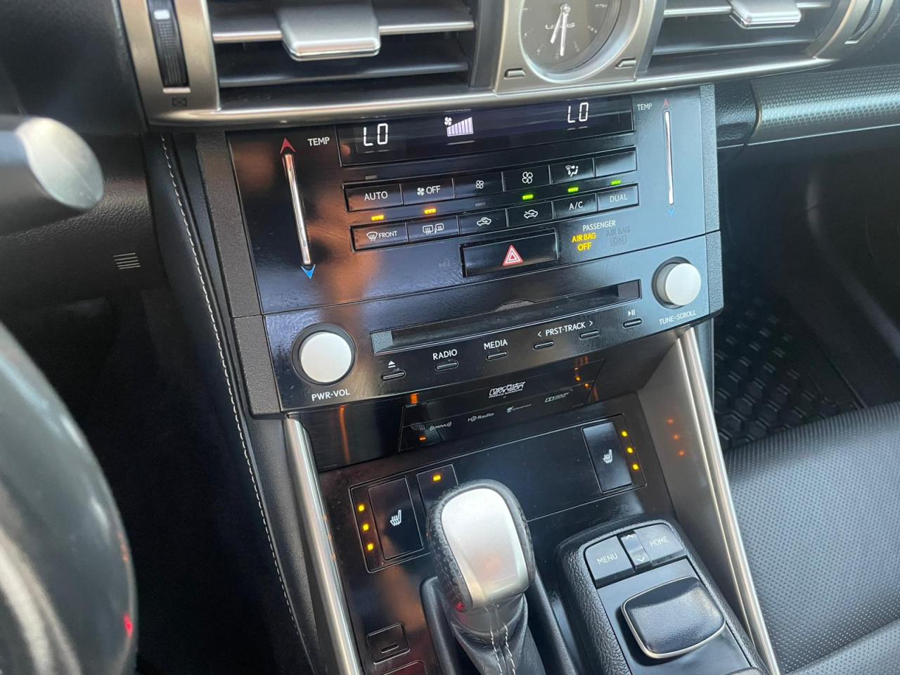 2014 Lexus IS 250 AUTO NO ACCIDENT AWD FULLY LOADED NAVI BLINDSPOT - Photo #24