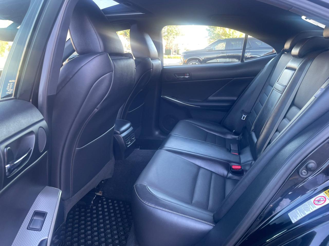 2014 Lexus IS 250 AUTO NO ACCIDENT AWD FULLY LOADED NAVI BLINDSPOT - Photo #14