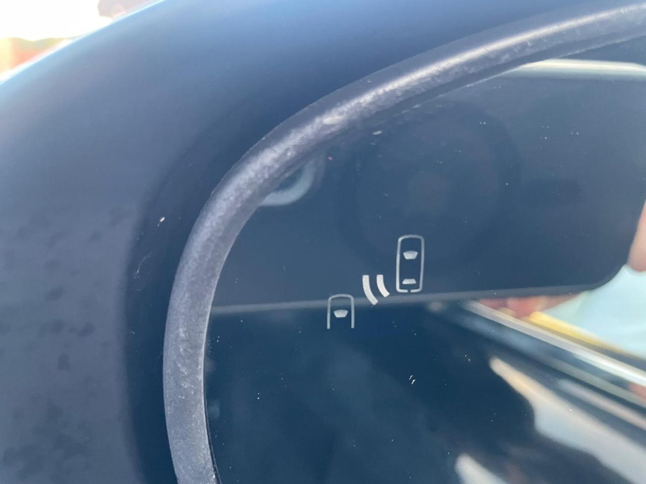 2014 Lexus IS 250 AUTO NO ACCIDENT AWD LOADED BLINDSPOT BACKUP CAM Photo2