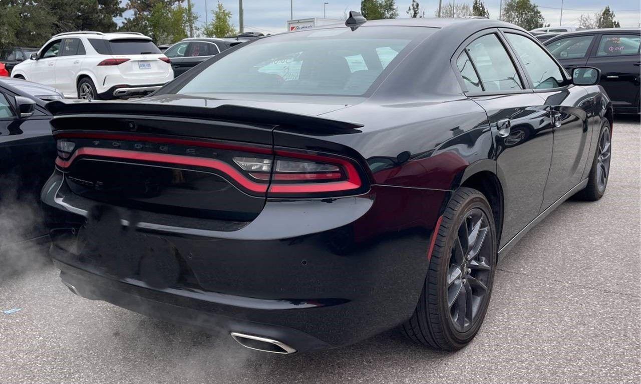 2023 Dodge Charger SXT AWD - Photo #4