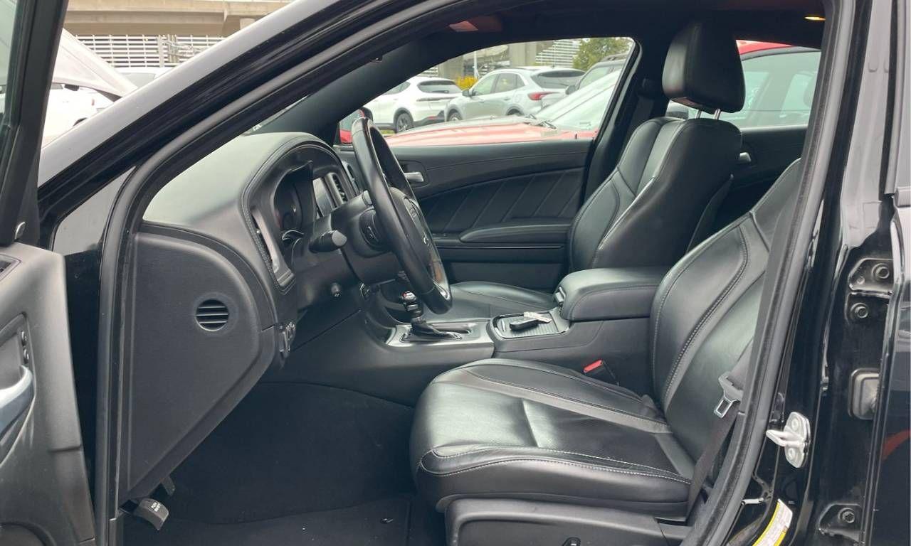 2023 Dodge Charger SXT AWD - Photo #7