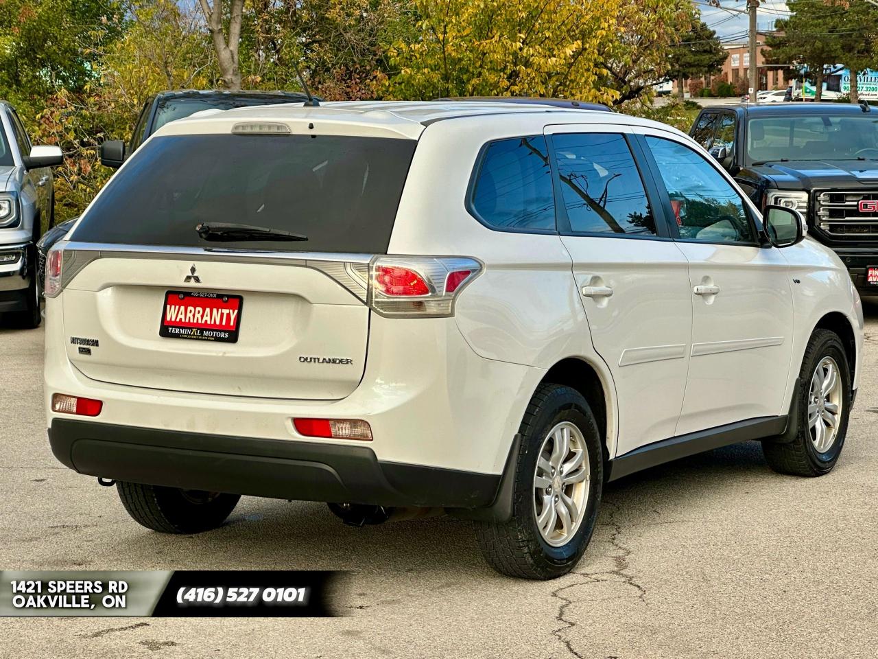 2014 Mitsubishi Outlander SE - Photo #7