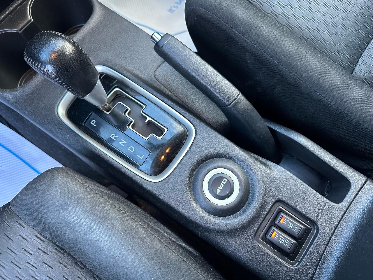 2014 Mitsubishi Outlander SE - Photo #14