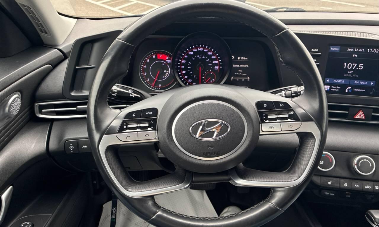 2021 Hyundai Elantra Preferred IVT - Photo #7