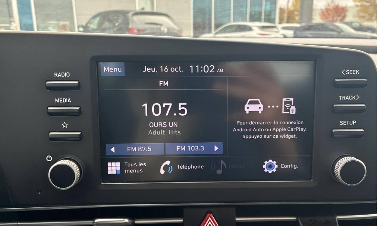 2021 Hyundai Elantra Preferred IVT - Photo #6