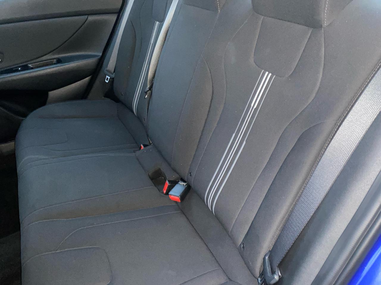 2021 Hyundai Elantra Preferred IVT Photo