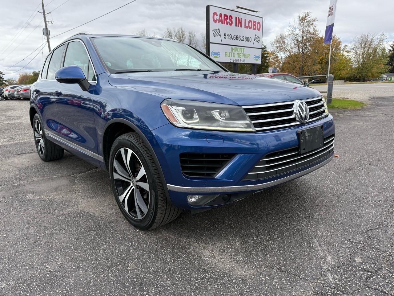 2017 Volkswagen Touareg Wolfsburg Edition Photo28