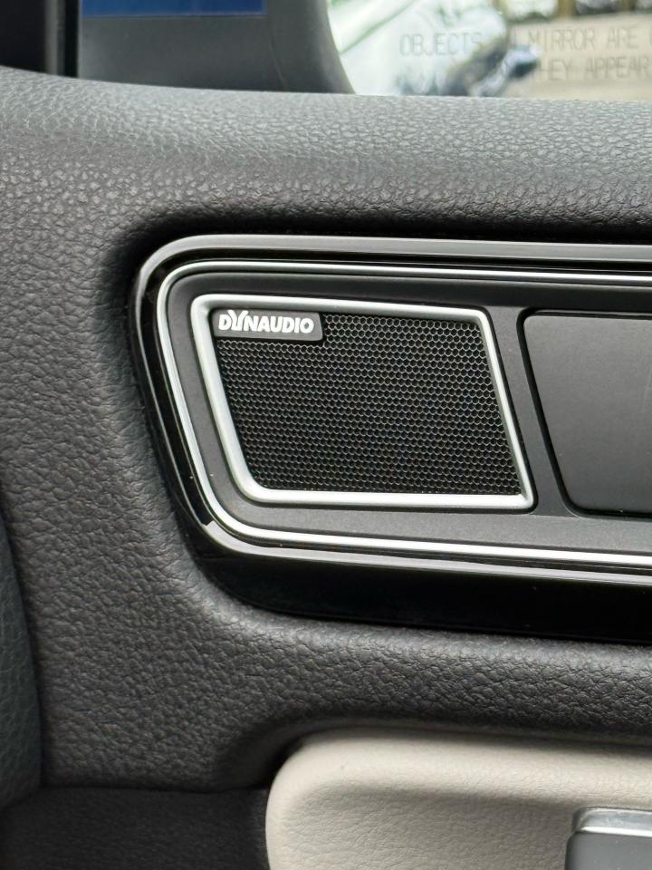 2017 Volkswagen Touareg Wolfsburg Edition Photo