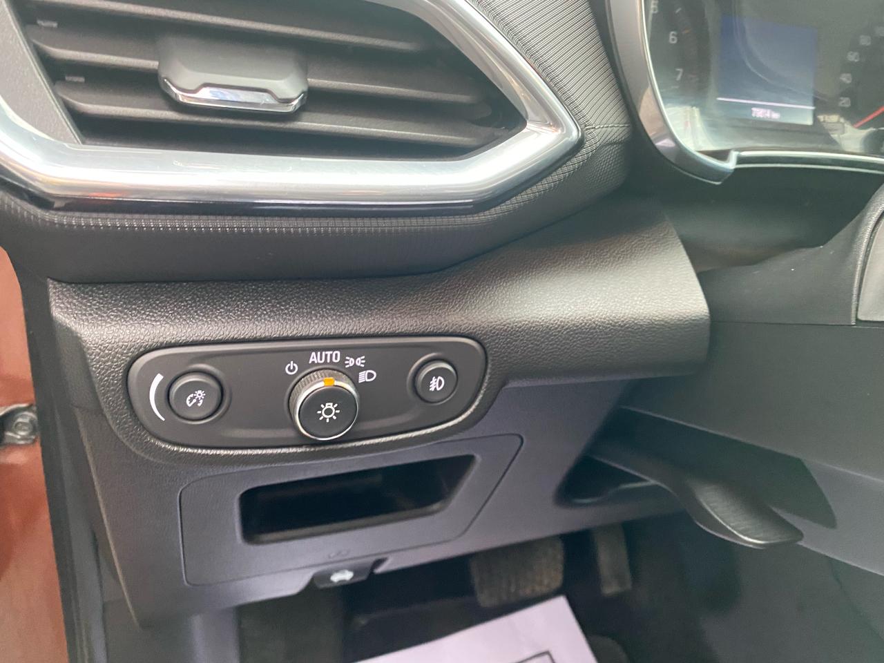 2021 Chevrolet TrailBlazer AWD 4dr LT Photo