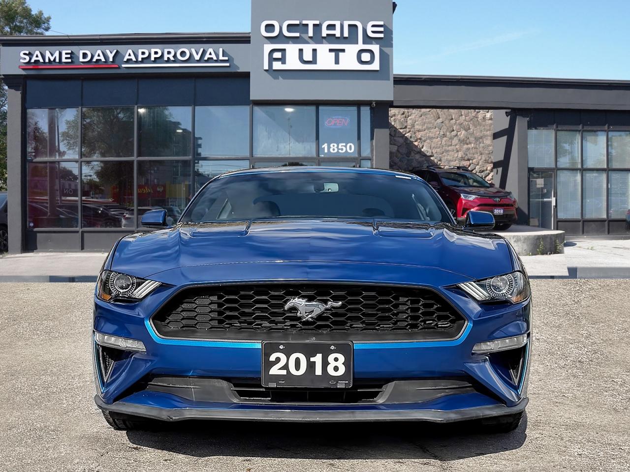 2018 Ford Mustang ECOBOOST COUPE - Photo #2