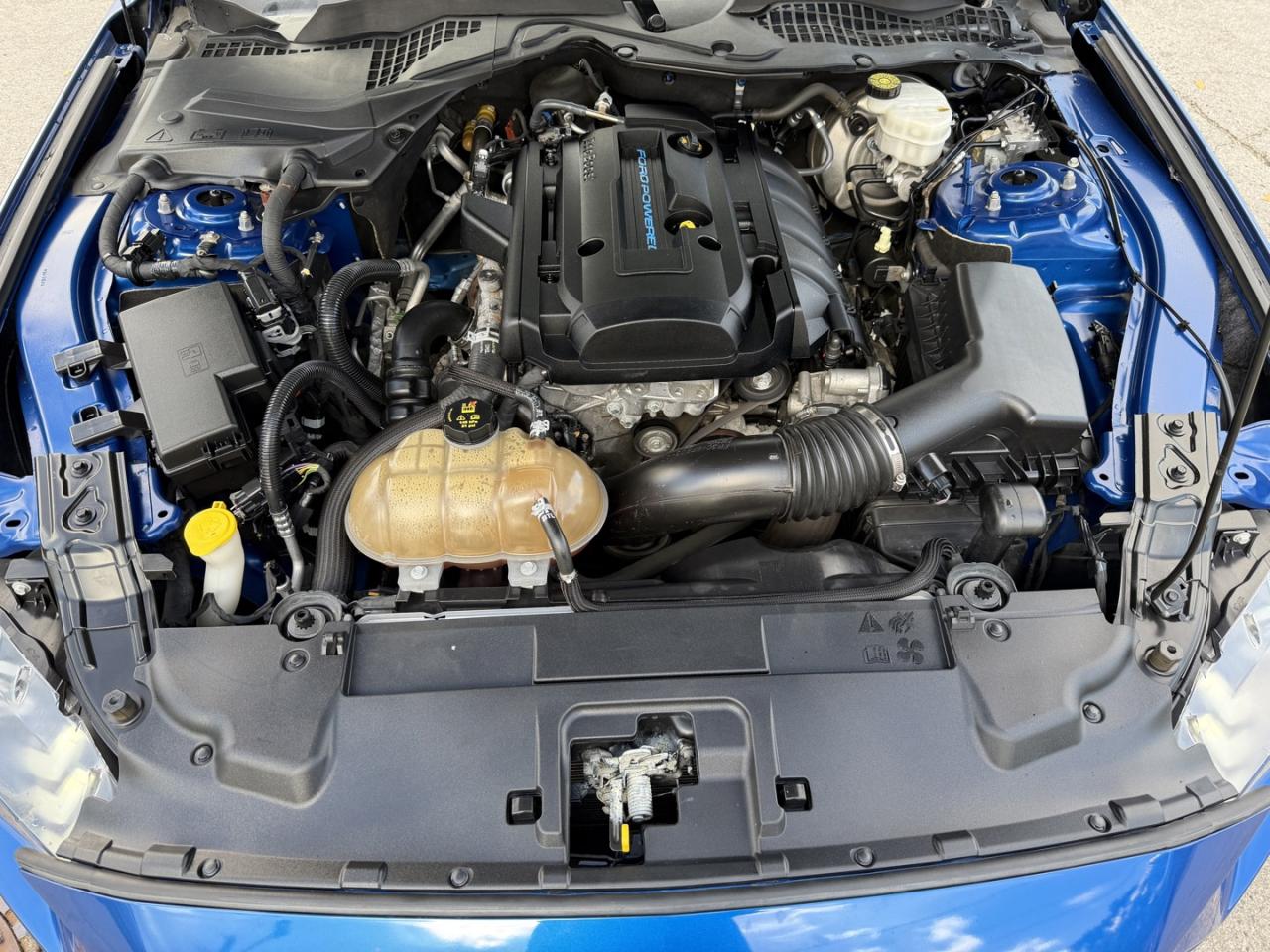 2018 Ford Mustang ECOBOOST COUPE - Photo #10