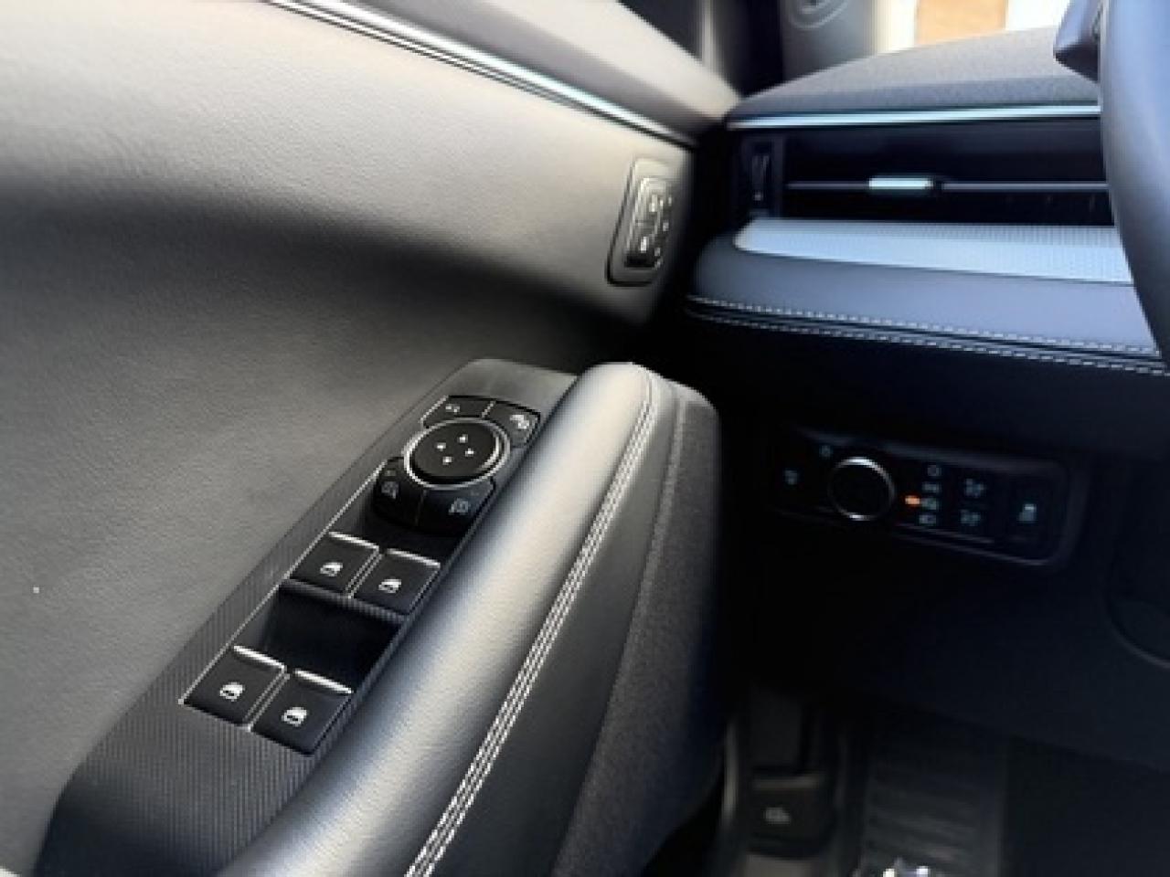 2022 Ford Mustang Mach-E Select AWD Photo