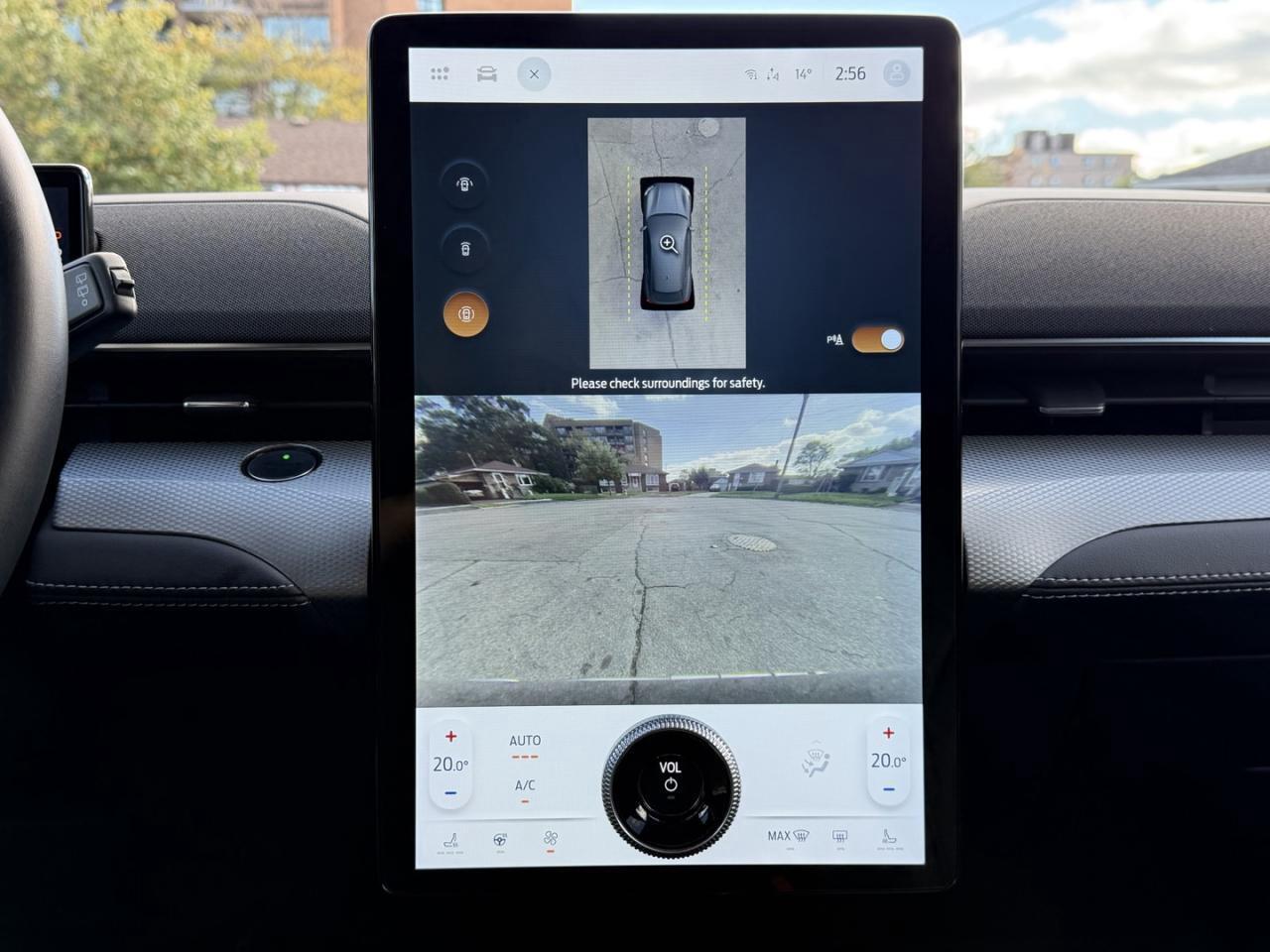 2022 Ford Mustang Mach-E Select AWD Photo