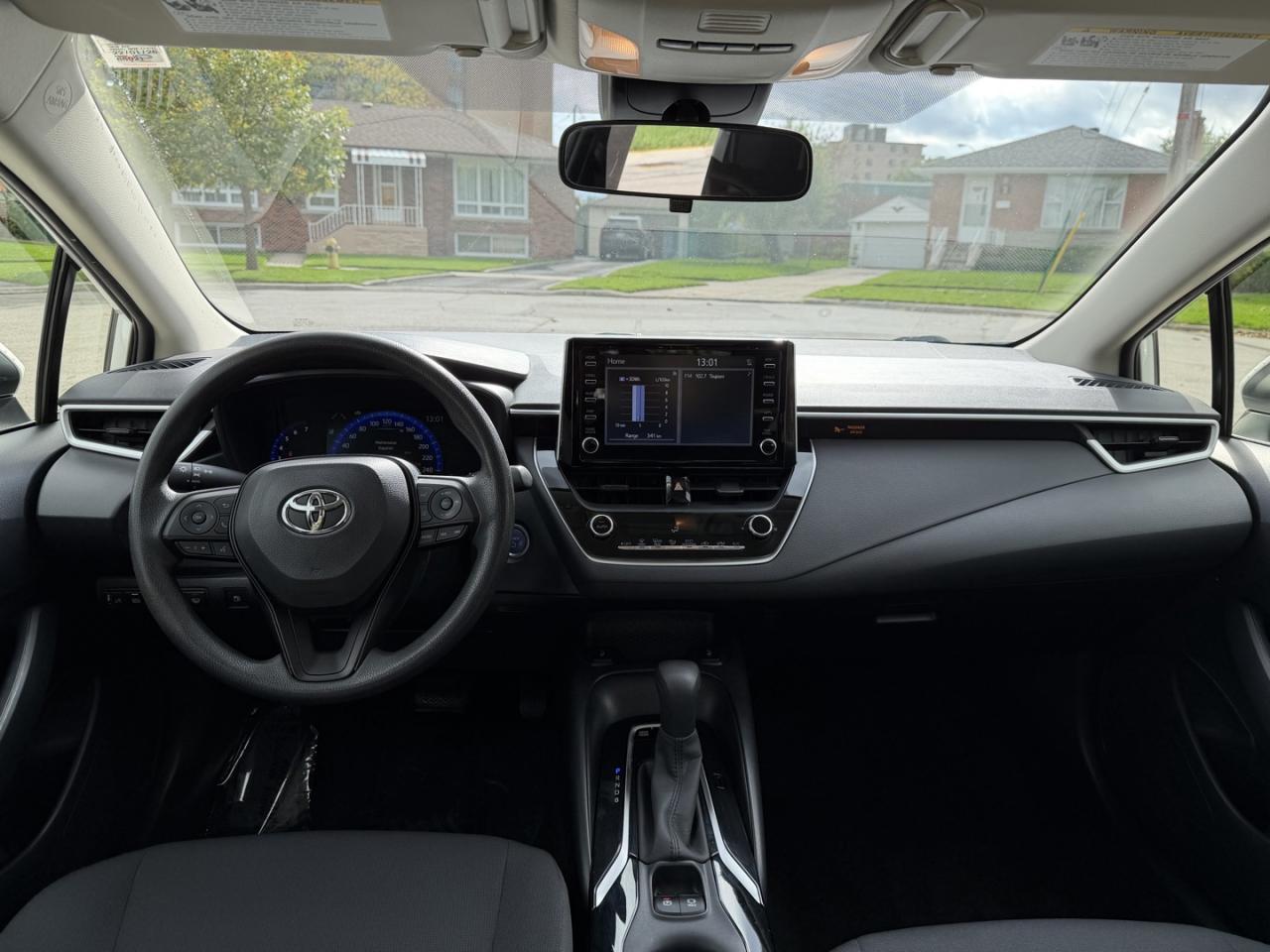 2020 Toyota Corolla LE Hybrid - Photo #10