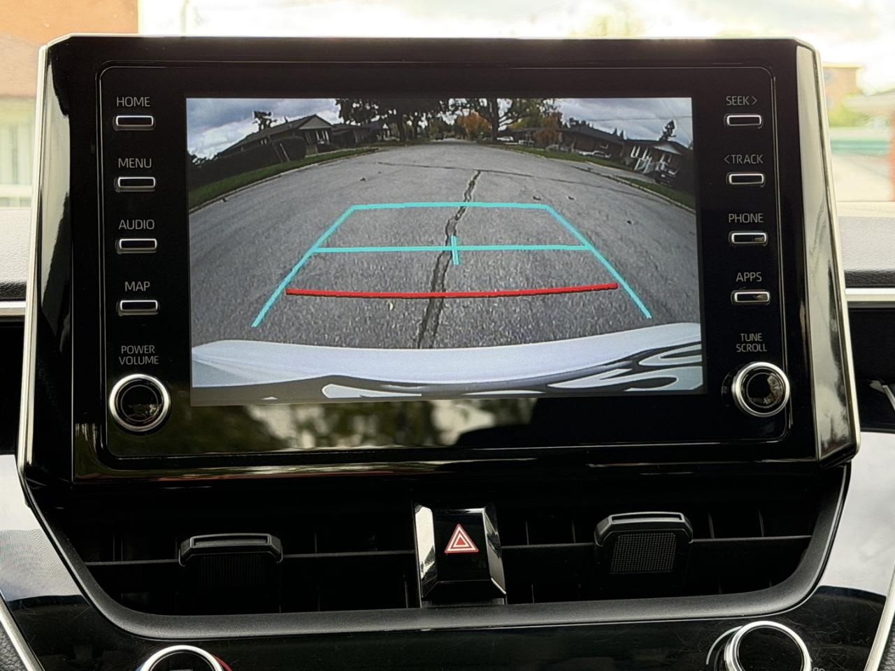 2020 Toyota Corolla LE Hybrid - Photo #14