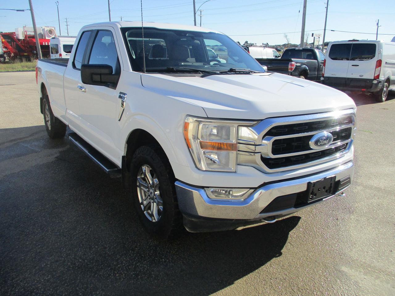 2021 Ford F-150 XLT - Photo #3