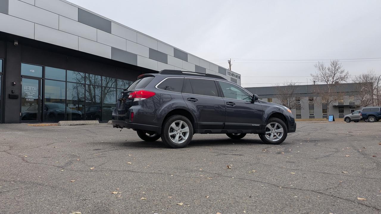 2013 Subaru Outback 2.5i Touring - Photo #3