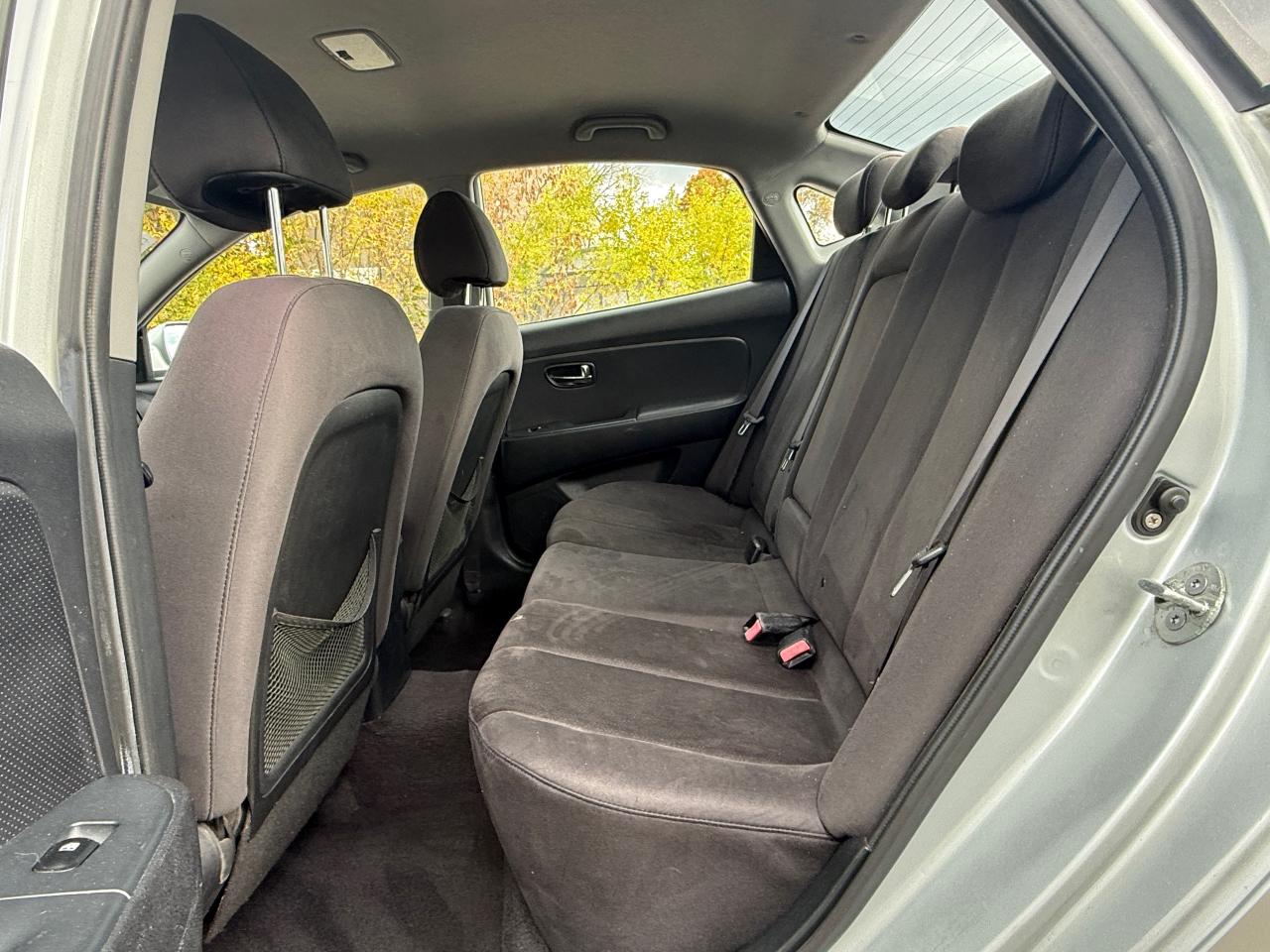 2010 Hyundai Elantra GLS - Photo #11