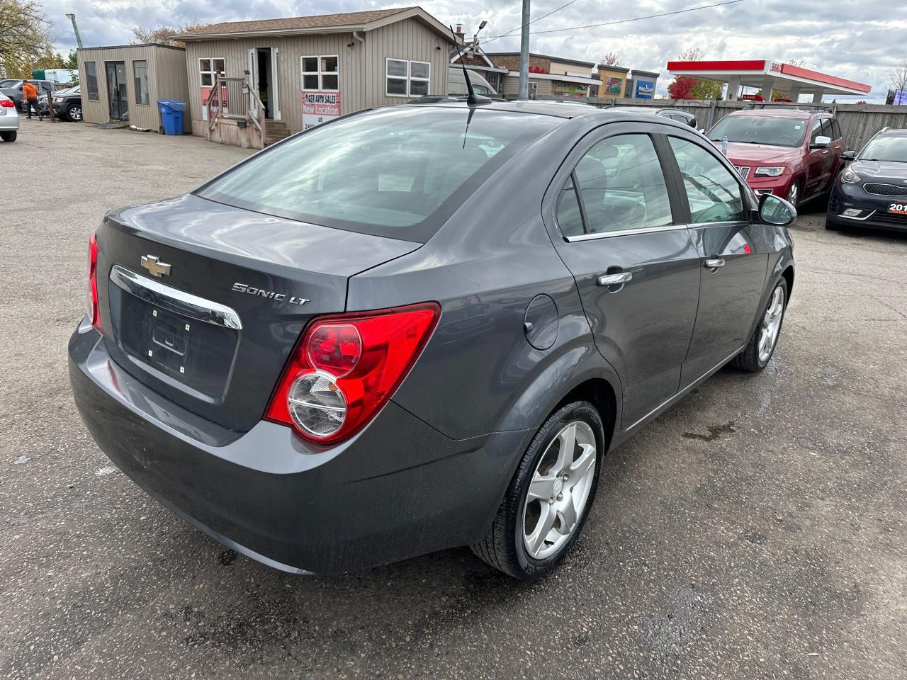 2013 Chevrolet Sonic LT, AUTO, ALLOYS, LOW KMS, ONLY 27,000KMS, CERT Photo4