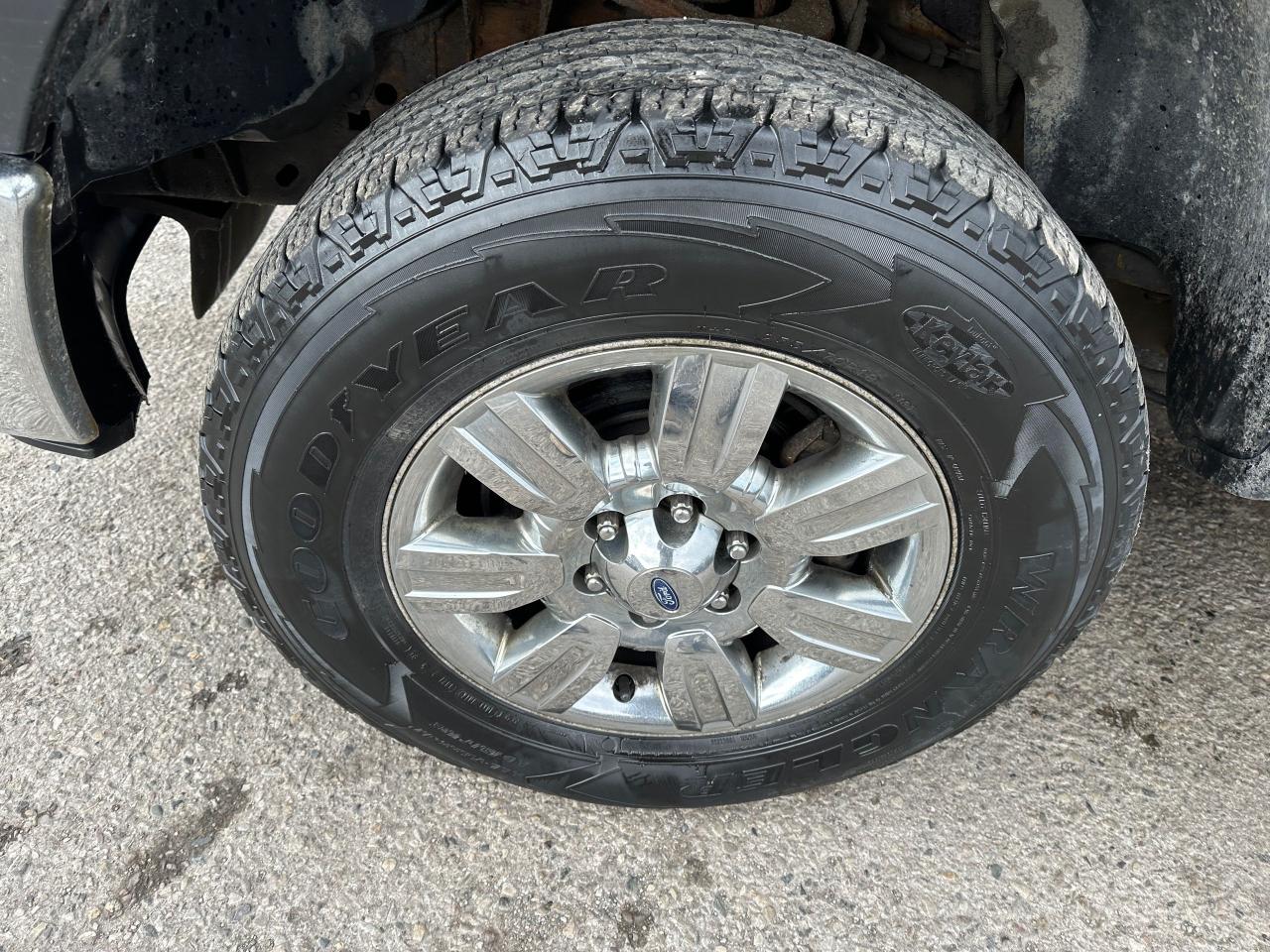 2010 Ford F-150 XLT, 4X4, CREW CAB, V8, AS IS SPECIAL - Photo #15