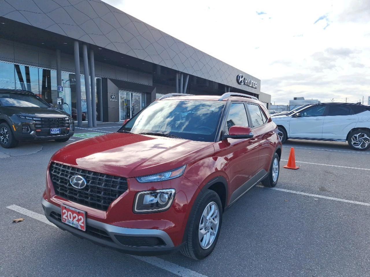 2022 Hyundai Venue PREFERRED Photo0