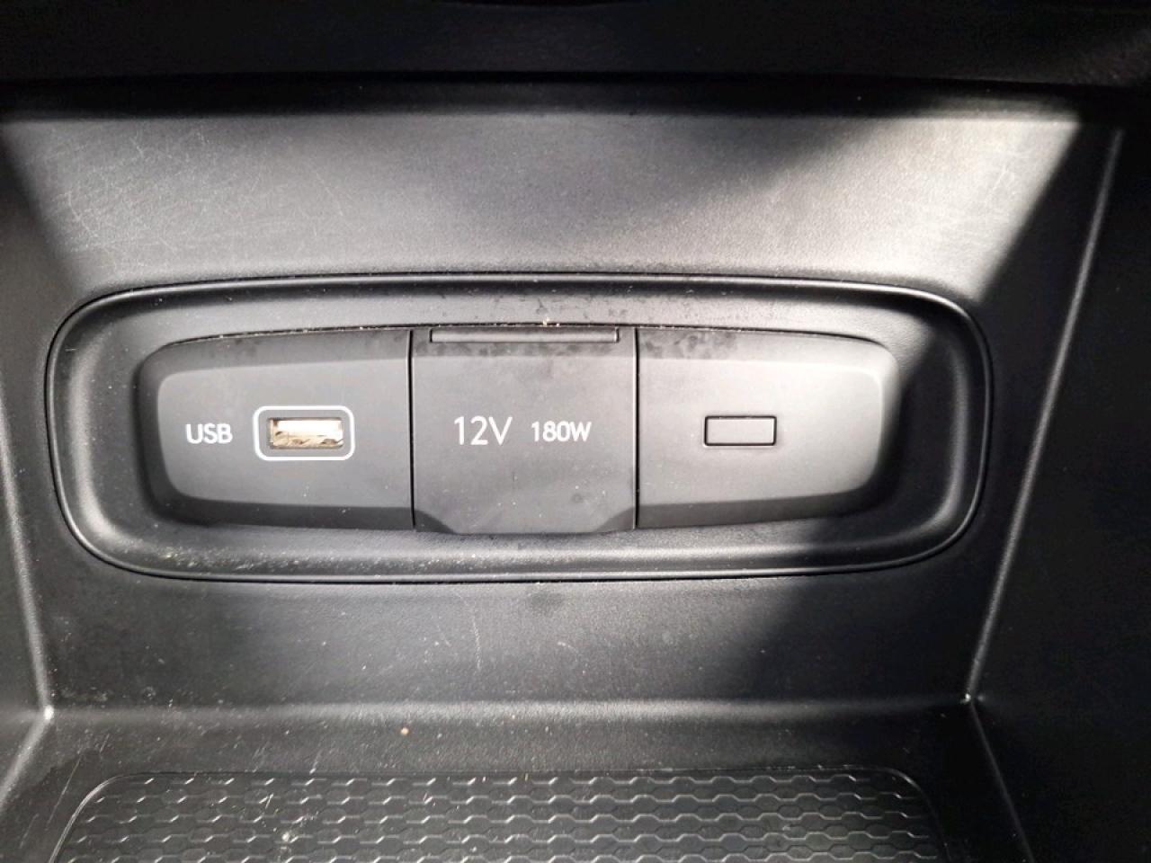 2022 Hyundai Venue PREFERRED Photo