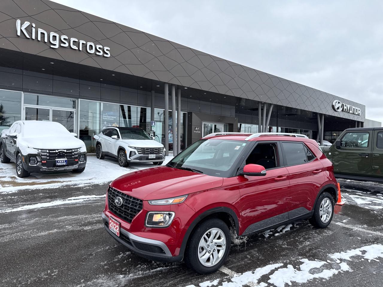 2022 Hyundai Venue PREFERRED Photo0