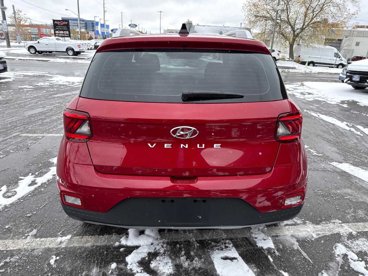 2022 Hyundai Venue PREFERRED Photo