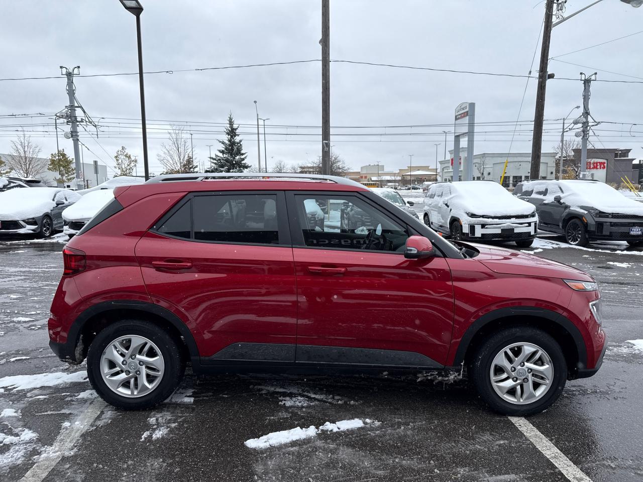 2022 Hyundai Venue PREFERRED Photo