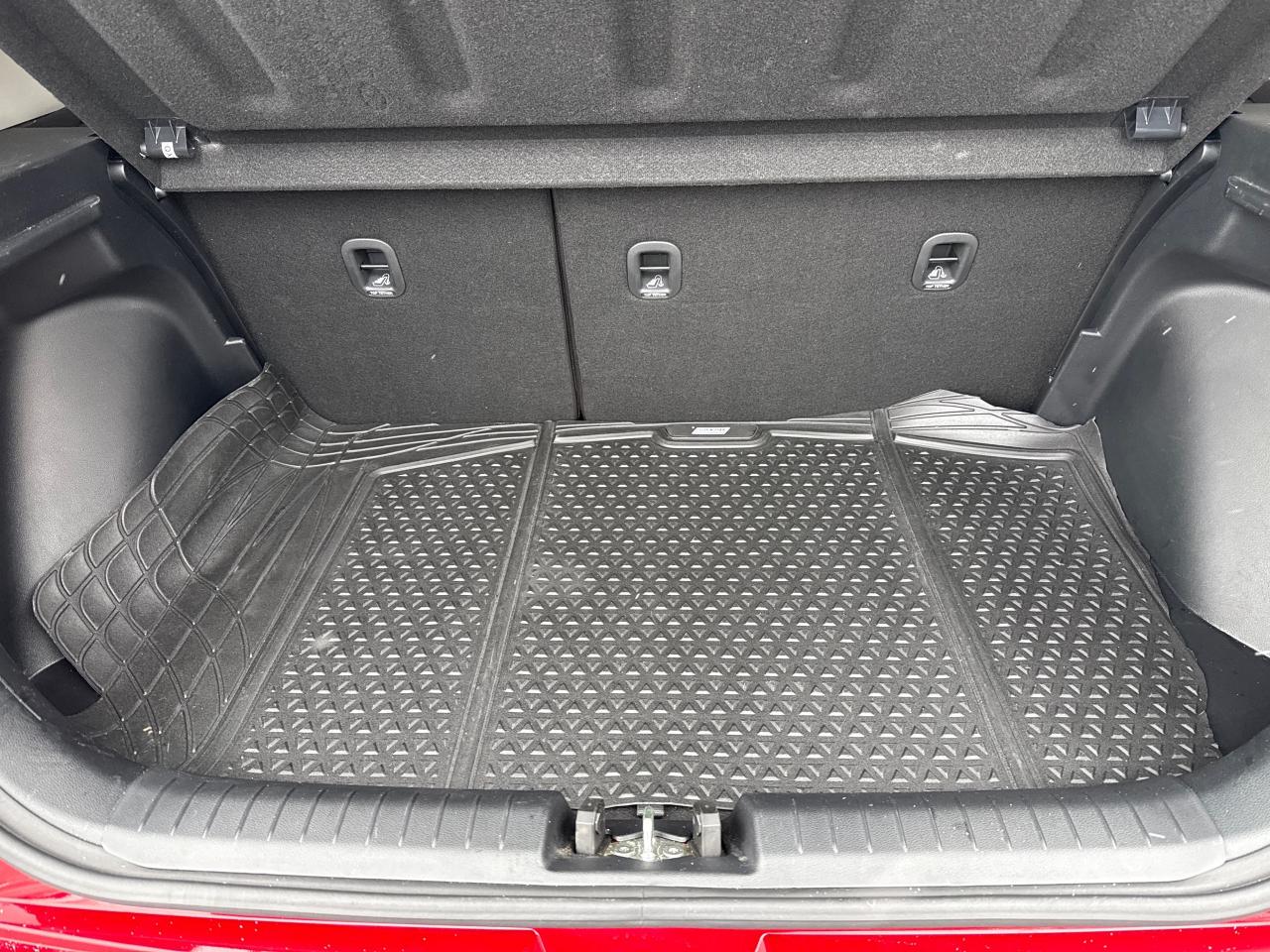 2022 Hyundai Venue PREFERRED Photo