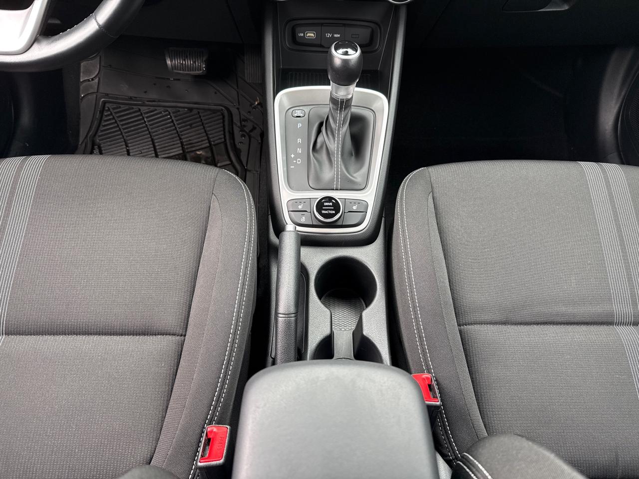 2022 Hyundai Venue PREFERRED Photo