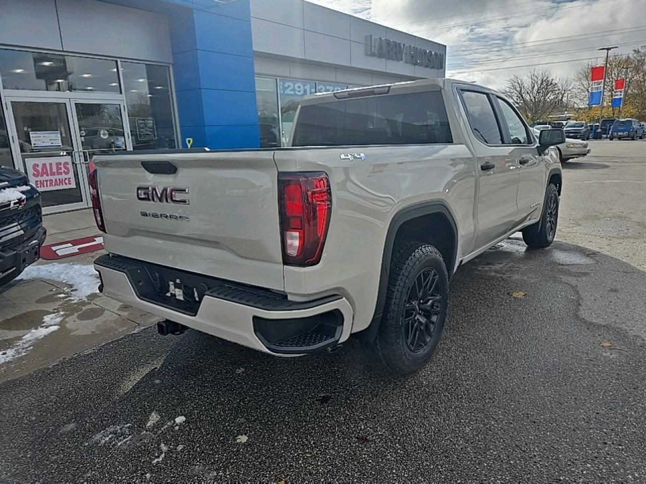 2026 GMC Sierra 1500 PRO Photo2