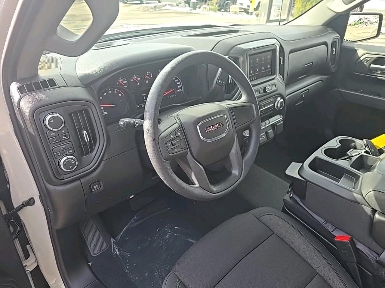 2026 GMC Sierra 1500 PRO Photo3