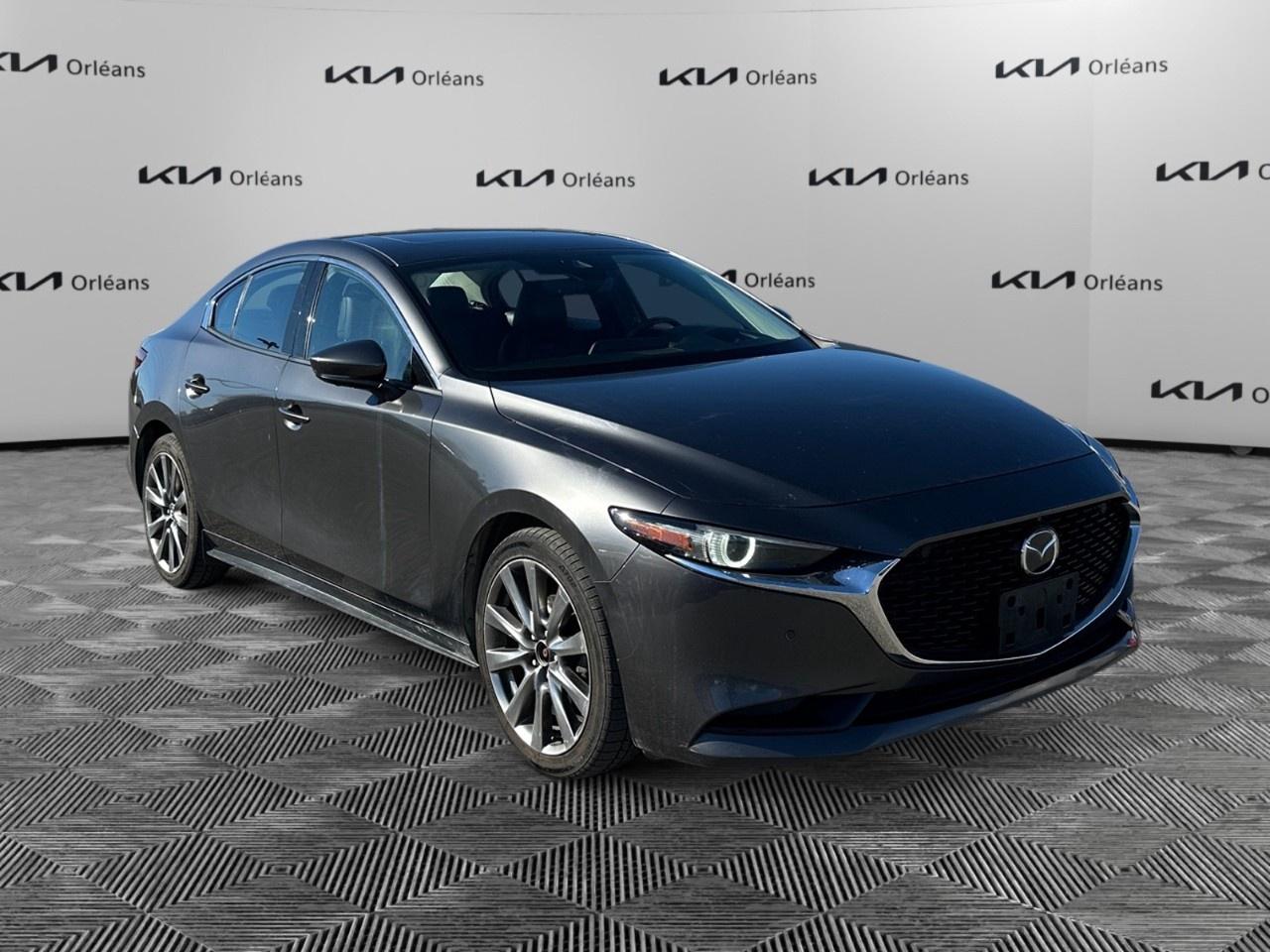 2021 Mazda MAZDA3 GT Auto FWD Photo2