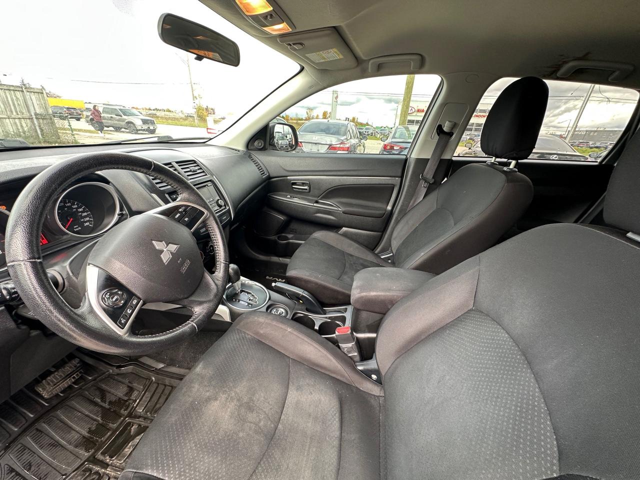 2014 Mitsubishi RVR AUTO, ALLOYS, ONLY 124KMS, 4 CYL, CERTIFIED - Photo #10