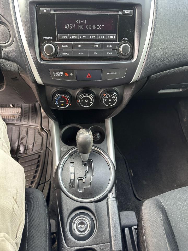 2014 Mitsubishi RVR AUTO, ALLOYS, ONLY 124KMS, 4 CYL, CERTIFIED - Photo #13